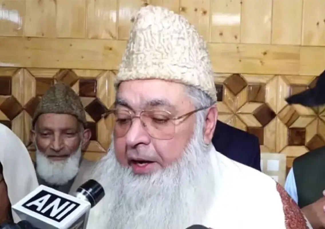 PoK will return to India soon, claims chief imam Umer Ilyasi - News Karnataka