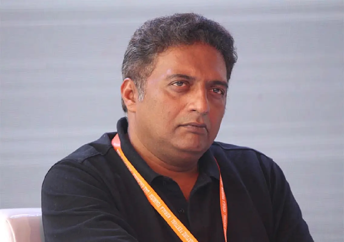 Prakash Raj faces complaints over Ramayana remarks - News Karnataka
