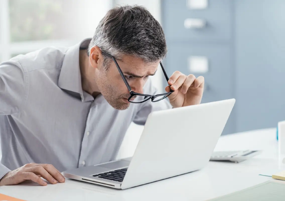 Screen strain rising among tech workers, doctors warn - News Karnataka