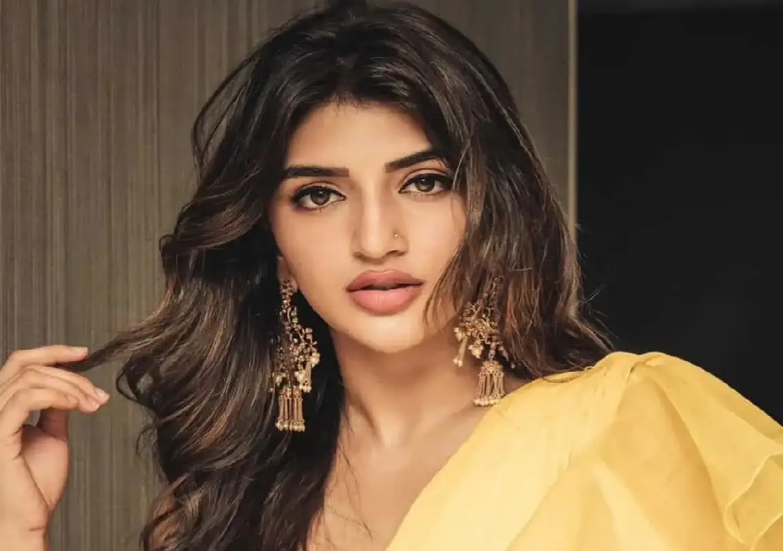 Sreeleela balances film career with MBBS studies - News Karnataka