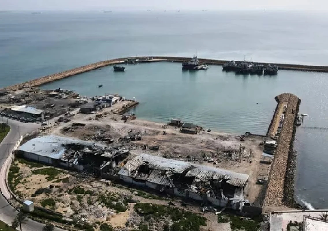 Tankers cross Strait of Hormuz amid firing reports - News Karnataka