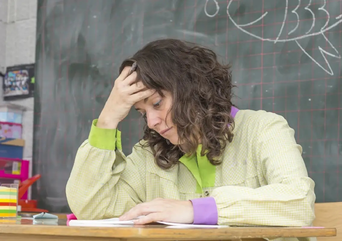 Teacher trapped by fake classmate in shocking blackmail case - News Karnataka