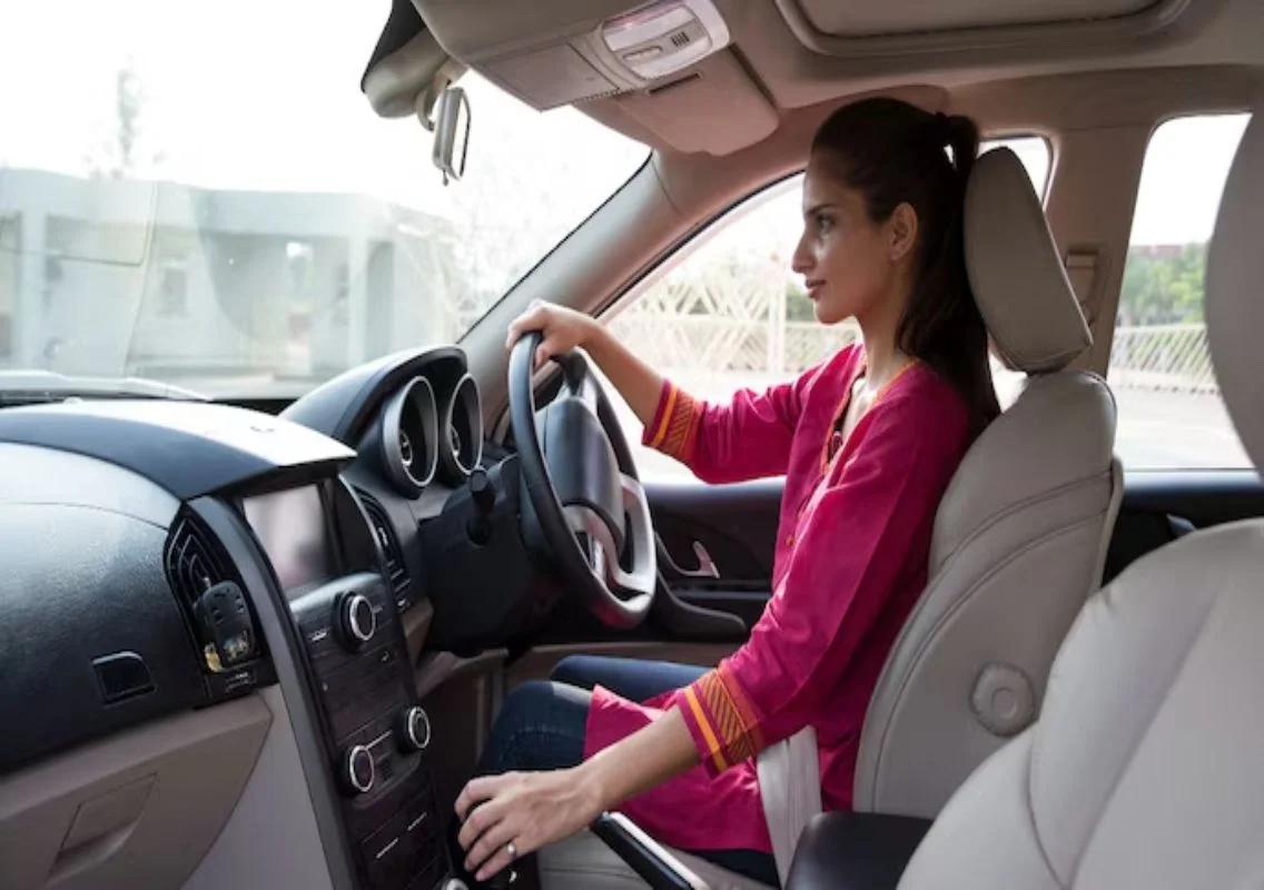 Inside lives of women cab drivers in Delhi NCR - News Karnataka