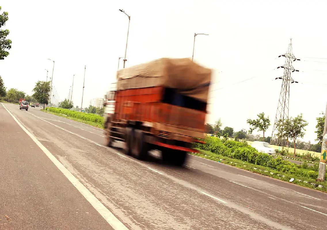 Truck driver dies by suicide after drunk driving check in Bengaluru - News Karnataka