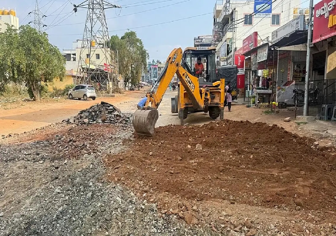 Work begins on long-pending Dr Rajkumar Road stretch - News Karnataka