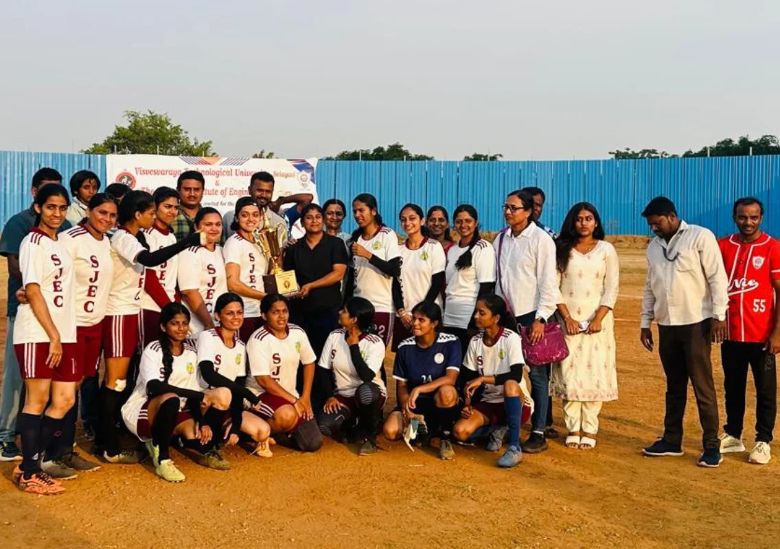SJEC women’s football team finishes runners-up at VTU tournament - News Karnataka