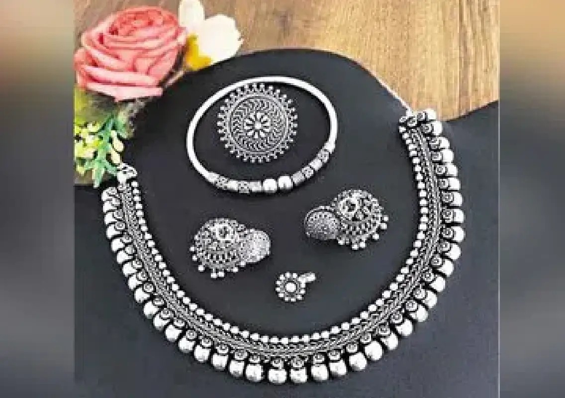 70 kg silver stolen from jewellery shop in Bengaluru - News Karnataka