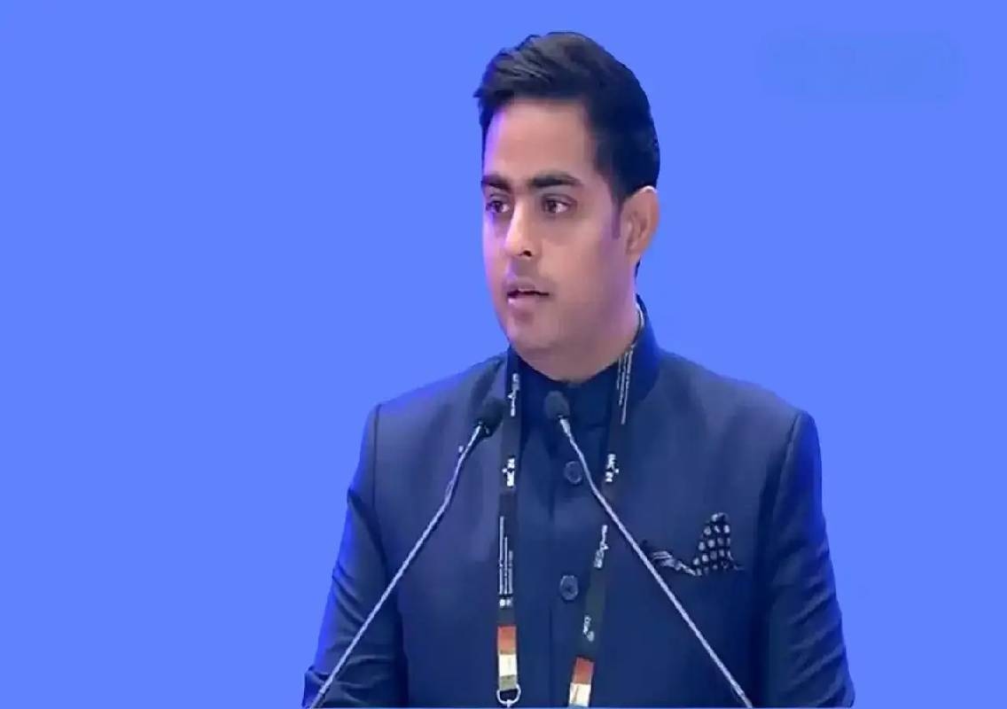 Jio Platforms names Akash Ambani managing director - News Karnataka