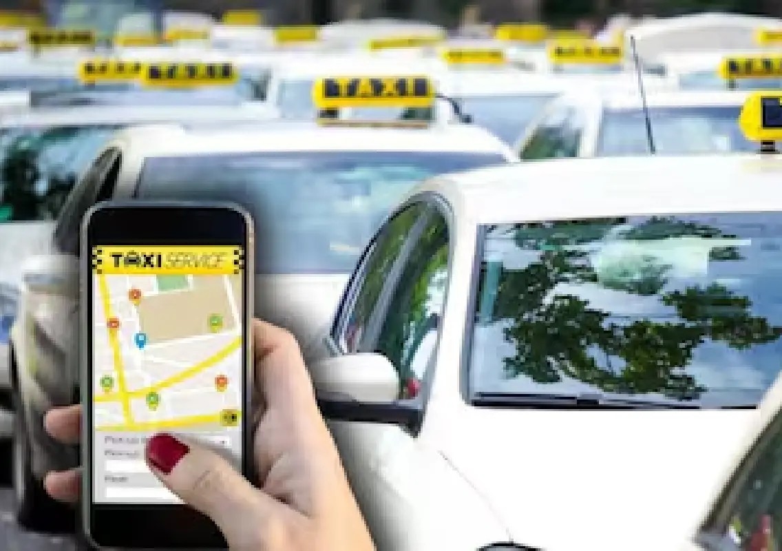 Cab shortage hits airport as rains disrupt Bengaluru travel - News Karnataka