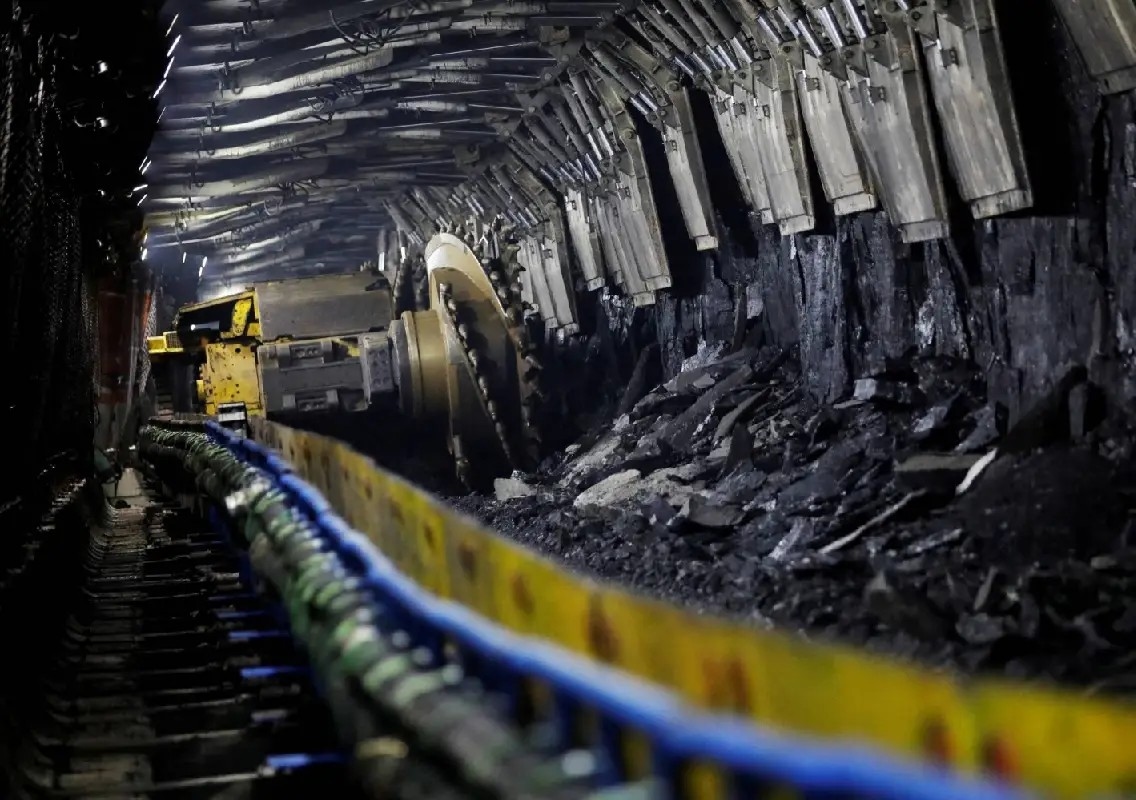 China coal mine explosion kills 90, several still missing - News Karnataka