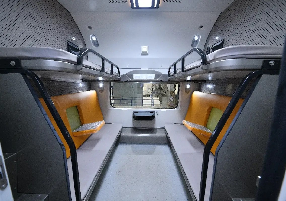 Inside India’s new Vande Bharat sleeper train experience - News Karnataka