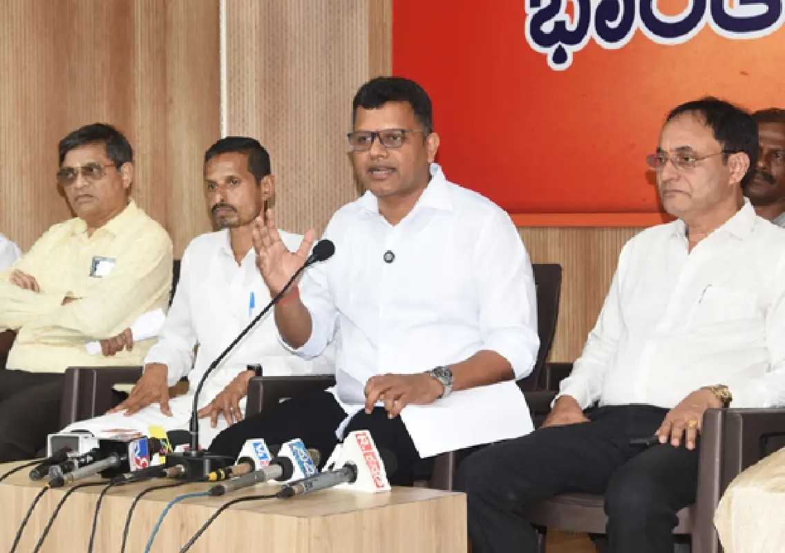 Karnataka pushed into debt burden, alleges MP Brijesh Chowta - News Karnataka