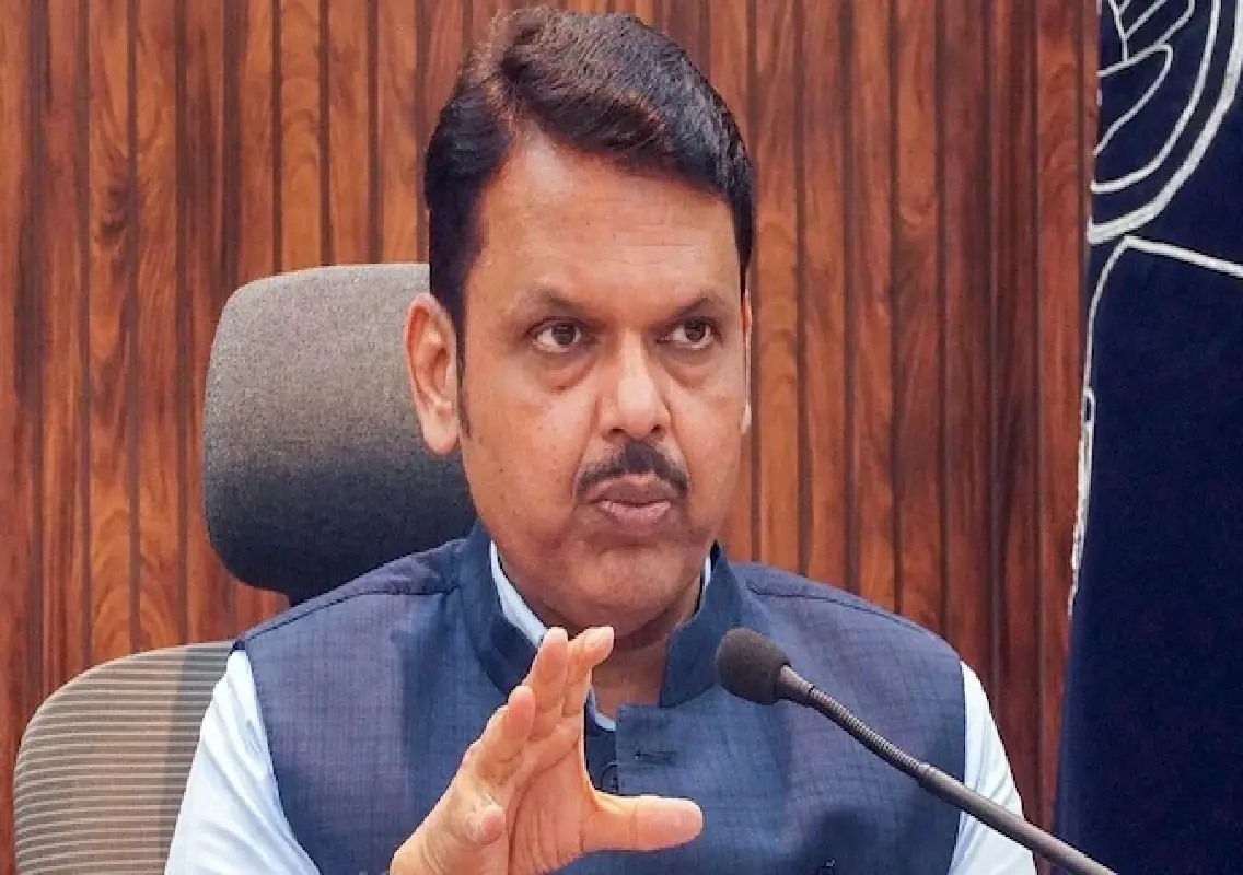 Learn Marathi, but avoid violence: Fadnavis - News Karnataka