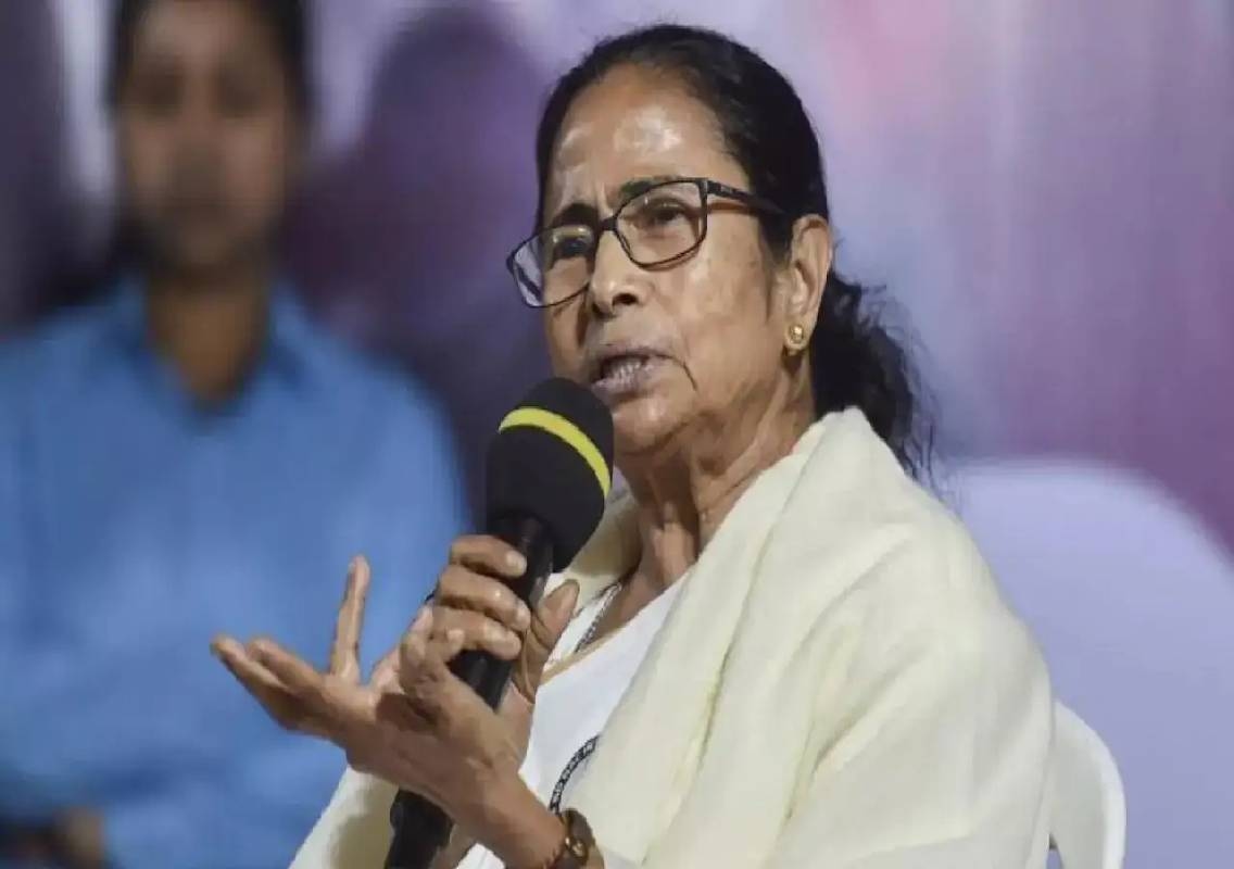 Mamata Banerjee alleges poll conspiracy, refuses to resign - News Karnataka