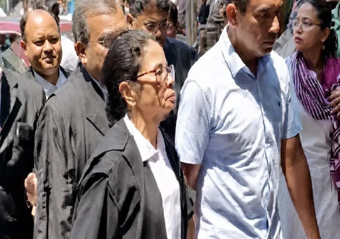 Mamata appears in Calcutta HC over Bengal violence case: WATCH - News Karnataka