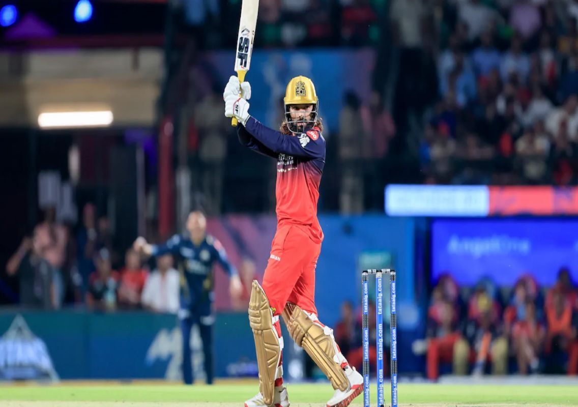 Aryaman Birla reacts as RCB enter IPL 2026 final - News Karnataka