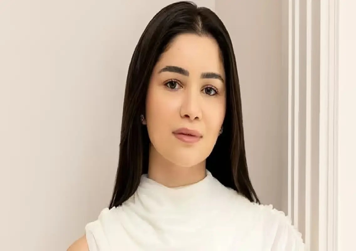 Sara Tendulkar calls out body-shaming by paparazzi account - News Karnataka