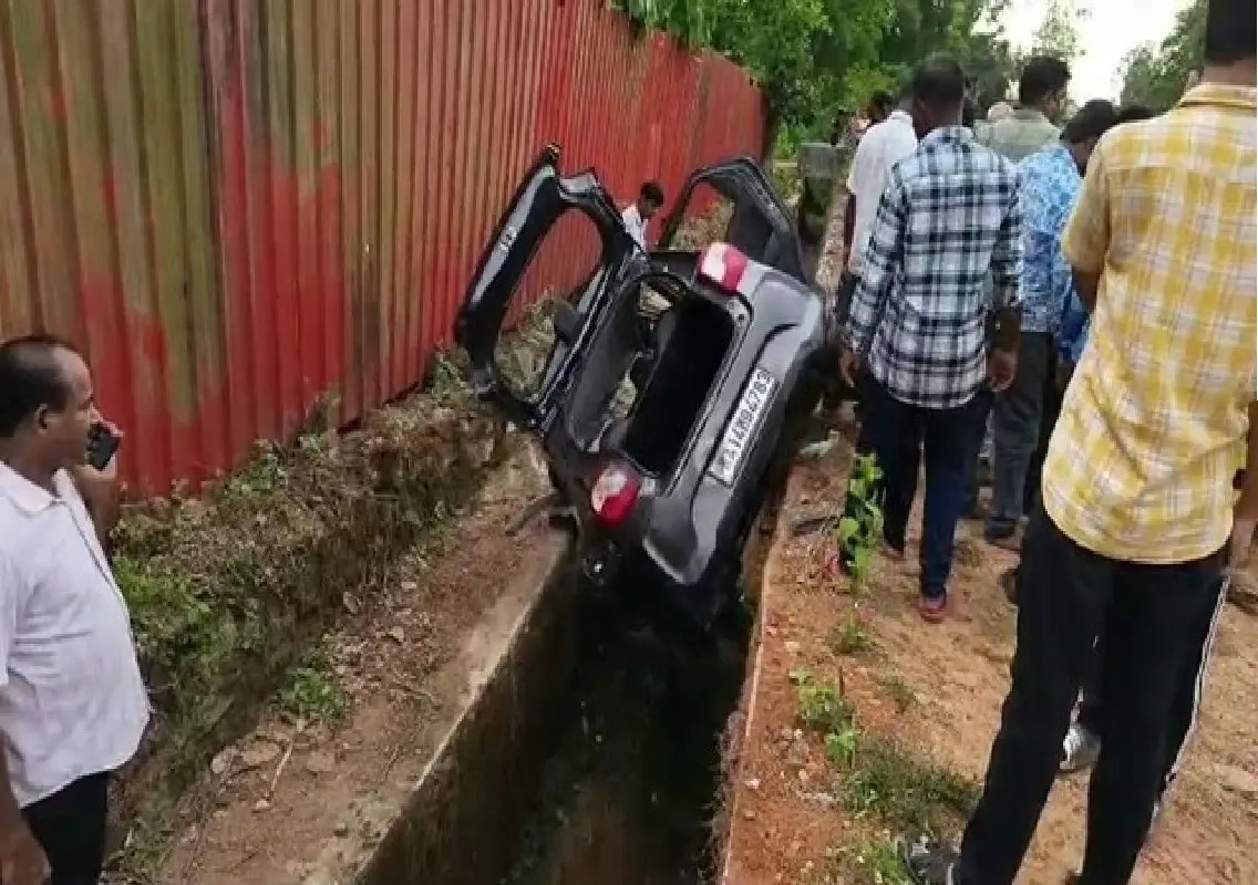 Seven injured after car overturns near Muniyal in Karkala - News Karnataka