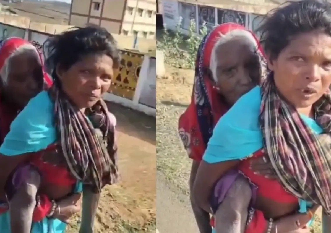 Woman carries 90-year-old mother-in-law for Rs 500 pension - News Karnataka