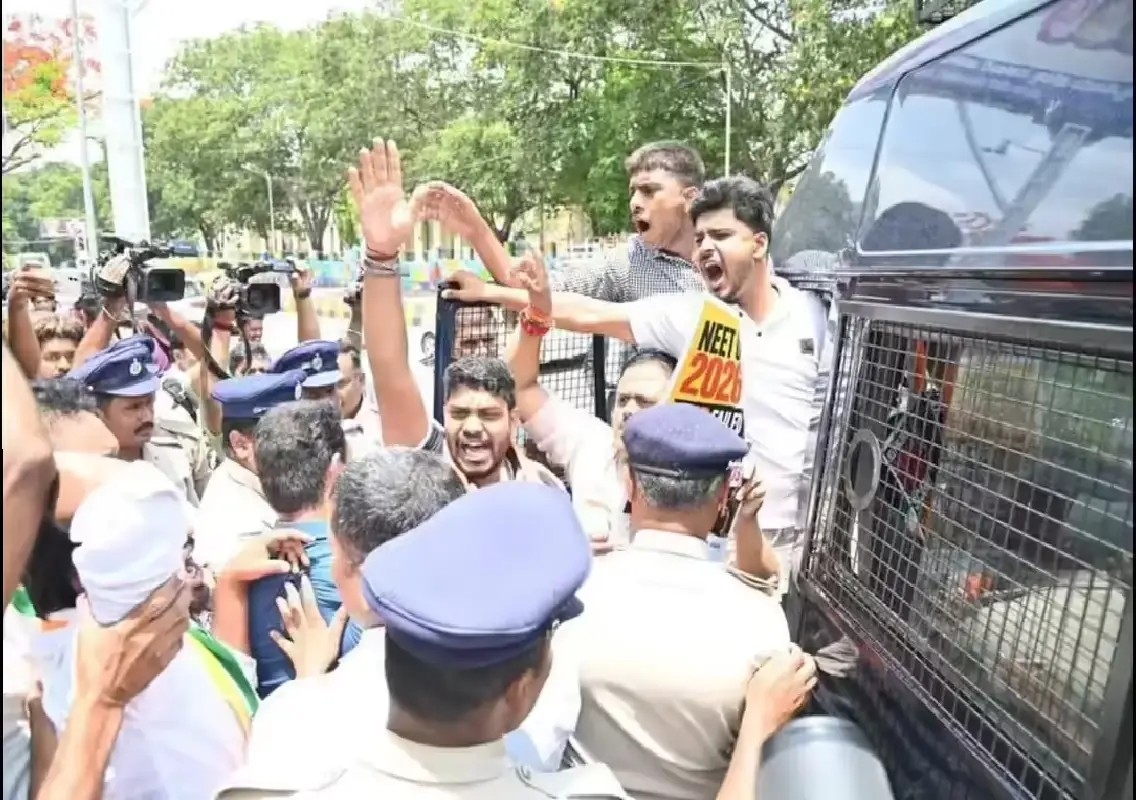 Youth Congress workers detained during NEET protest in Mysuru - News Karnataka