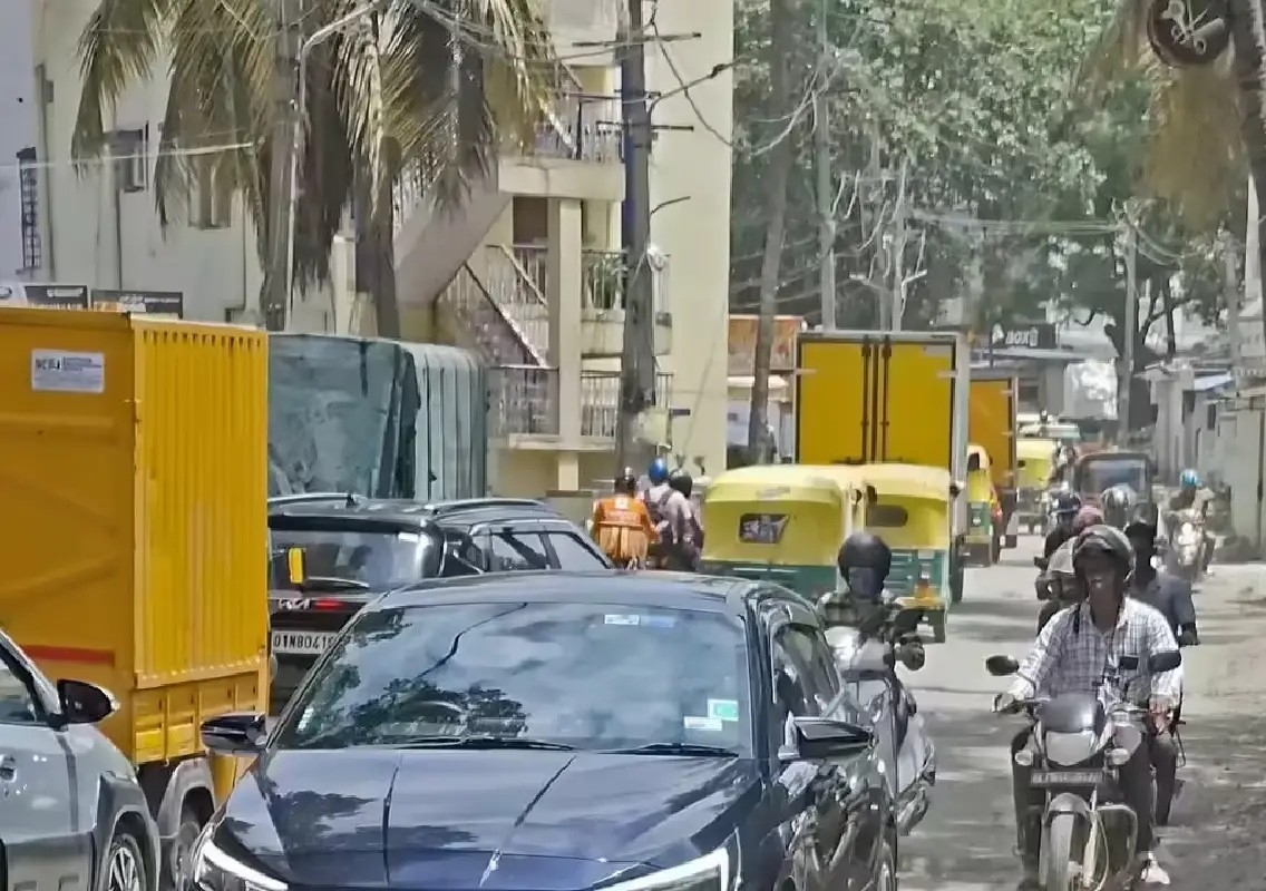 After months of potholes, Haralur Road finally gets relief - News Karnataka