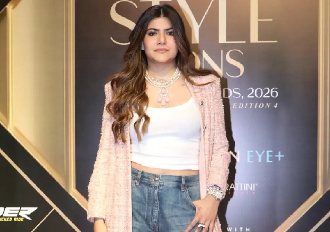 Ananya Birla dazzles in pastel look and Rs 2.30 crore watch: WATCH - News Karnataka