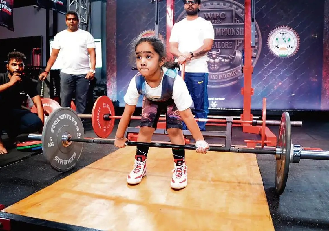 Bengaluru toddler wins gold after lifting heavier than herself - News Karnataka