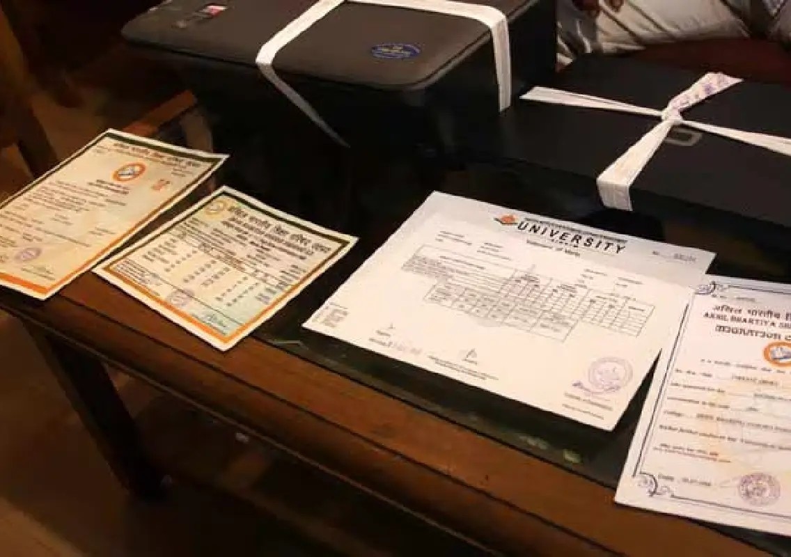CCB busts fake degree racket, over 50 forged certificates seized - News Karnataka