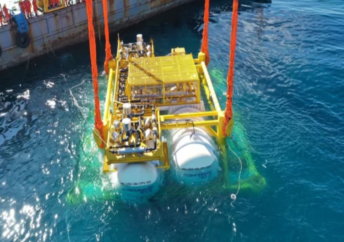 China launches underwater wind-powered data centre - News Karnataka