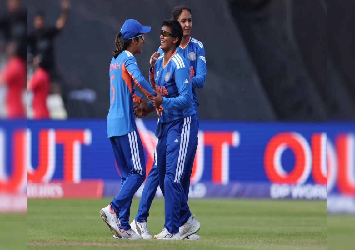 Deepti Sharma record five-for vs Pakistan - News Karnataka