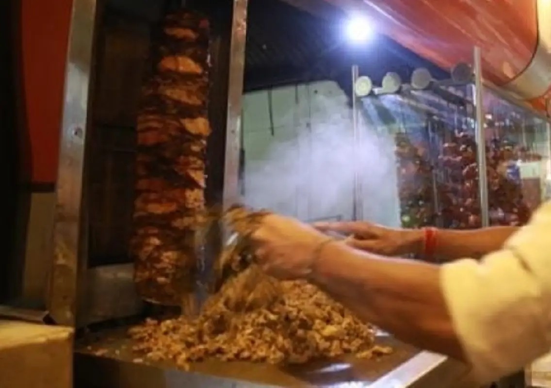 Eight shawarma samples fail safety tests in Bengaluru - News Karnataka