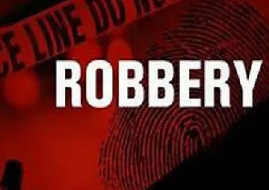 Elderly man loses gold ring after accepting stranger's lift - News Karnataka
