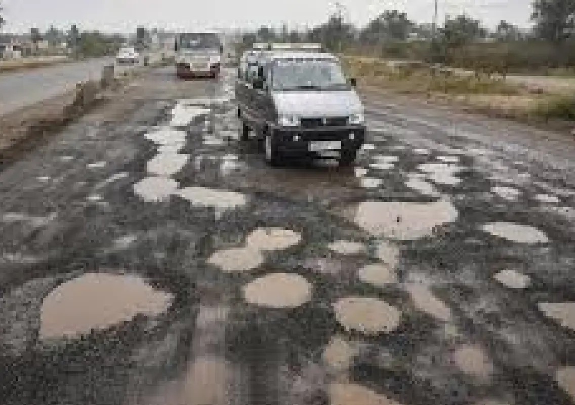 Experts reveal why Bengaluru roads keep developing potholes - News Karnataka