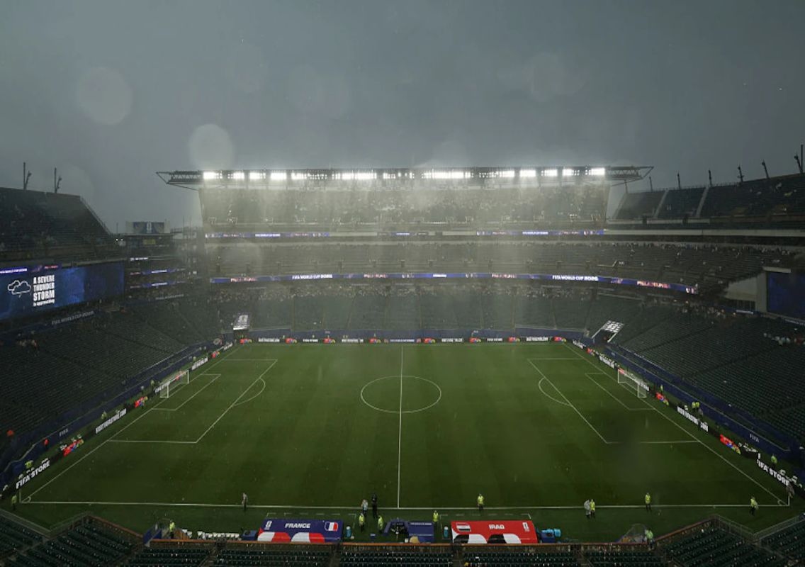 France vs Iraq match delayed 131 minutes - News Karnataka