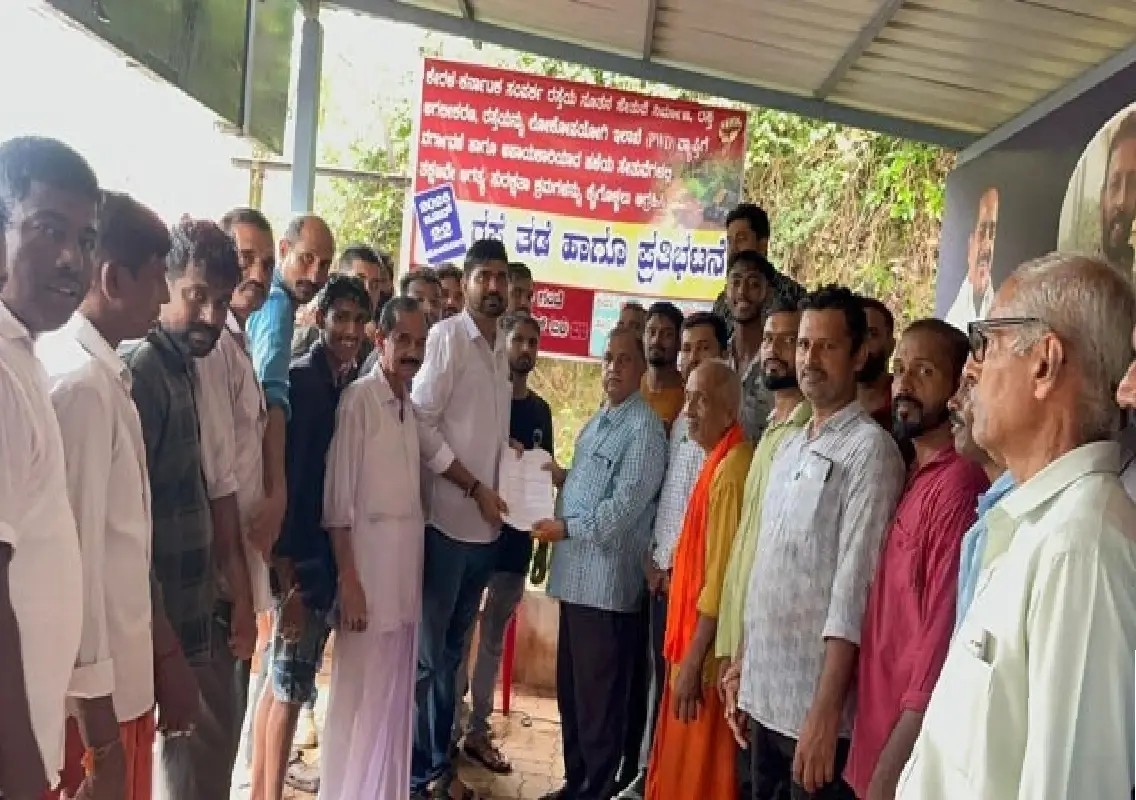 Massive protest erupts in Vittal over dangerous bridges - News Karnataka