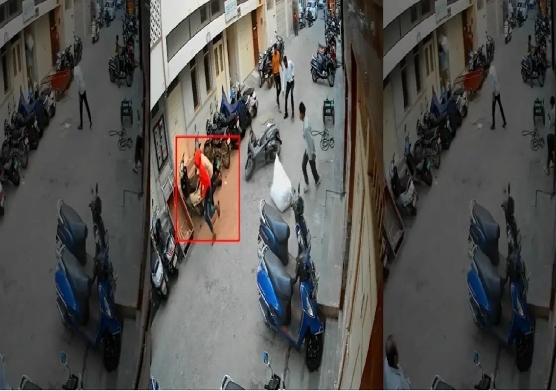 Mobile snatching accused dies after chase in Bengaluru: WATCH - News Karnataka