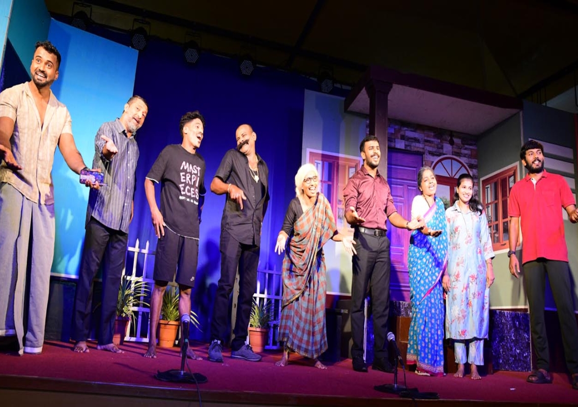 Comedy and melody delight audience at Kalaangann’s 294th Monthly Theatre - News Karnataka