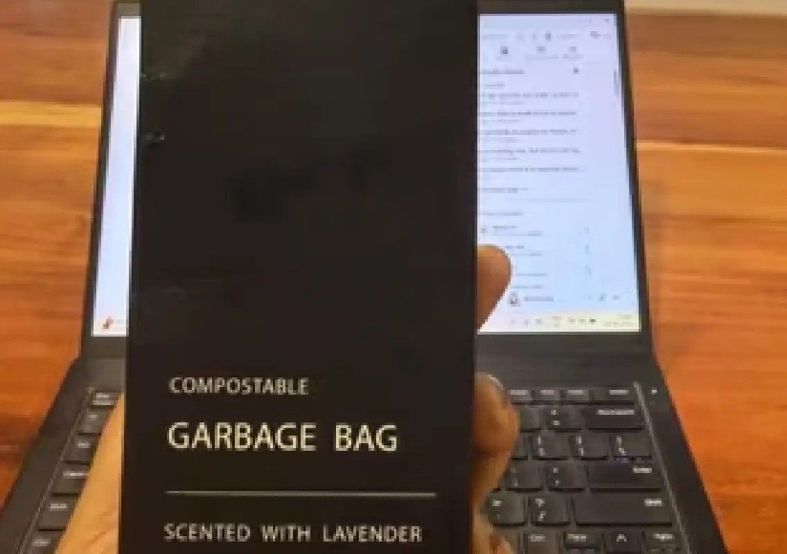 New employee gets garbage bags instead of gifts, internet loves it - News Karnataka