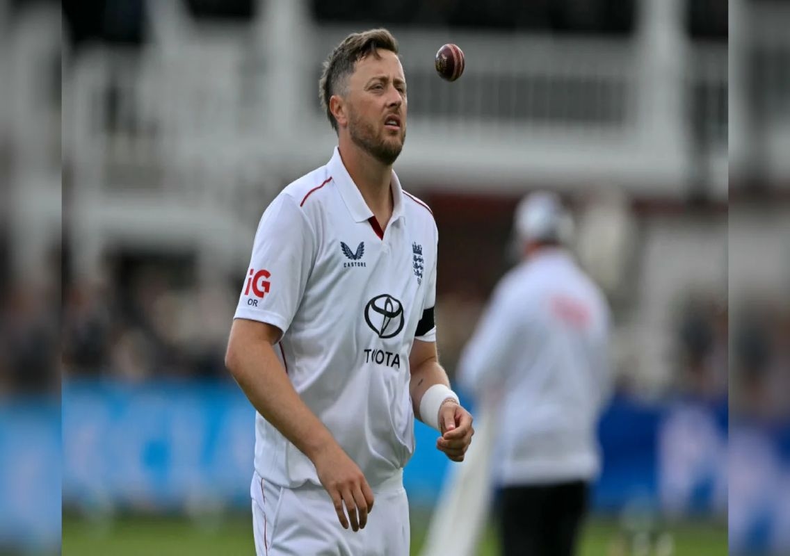 Ollie Robinson scripts historic first-over feat at Lord’s - News Karnataka