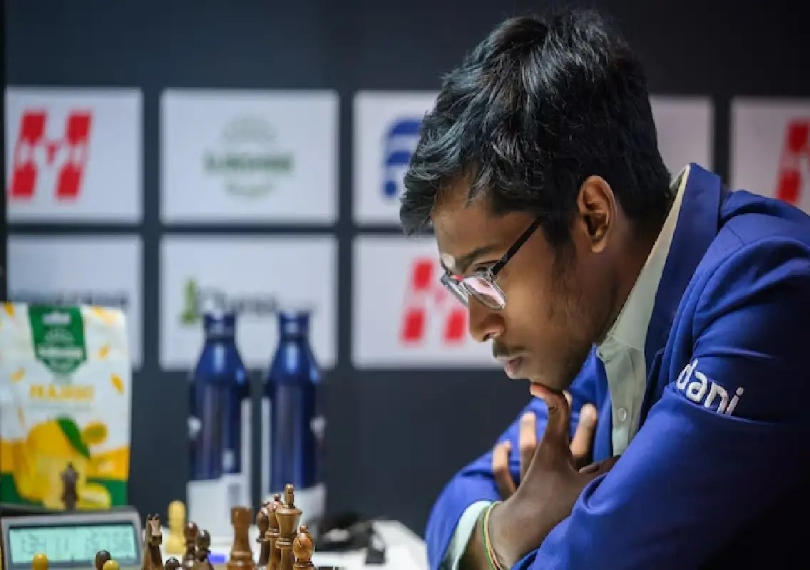 Praggnanandhaa beats Gukesh to climb to second at Norway Chess - News Karnataka