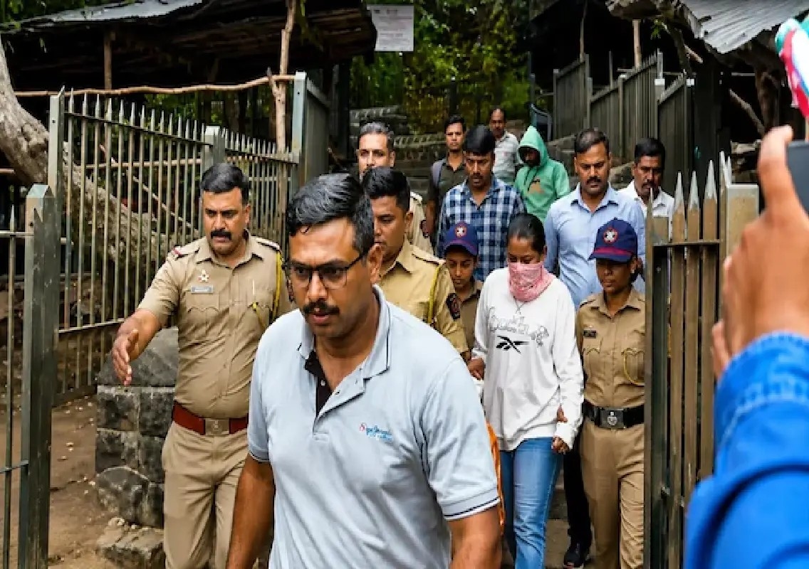 Pune police recreate Lohagad Fort murder scene in Ketan Agarwal case - News Karnataka