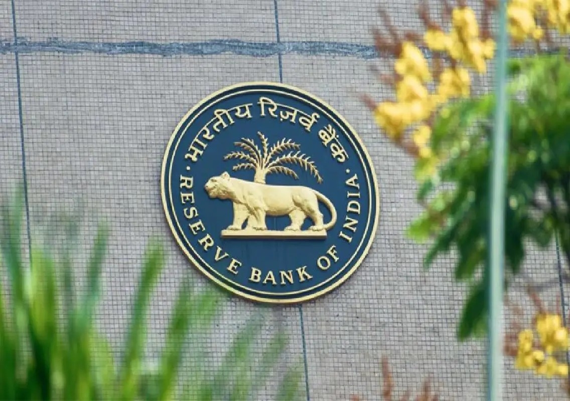 RBI likely to keep repo rate unchanged at 5.25%, says report - News Karnataka