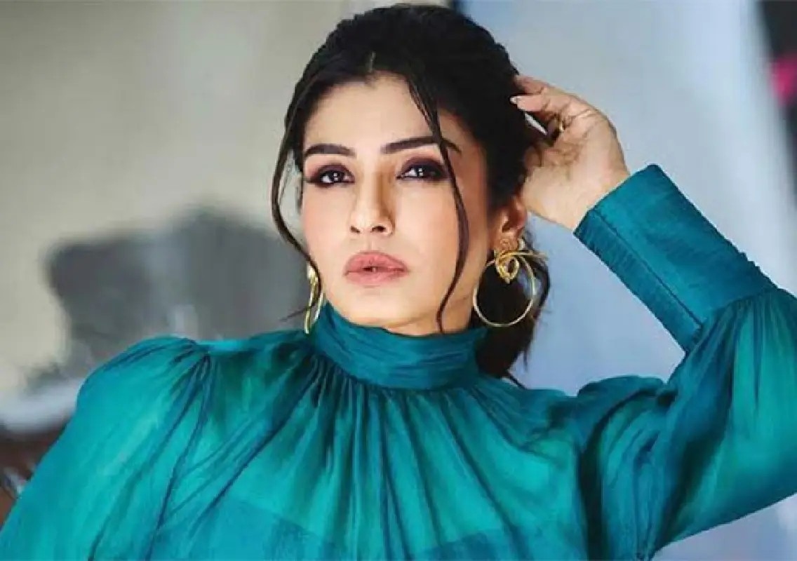 Raveena Tandon reflects on 35 years from ‘jinx’ tag to National Award glory - News Karnataka