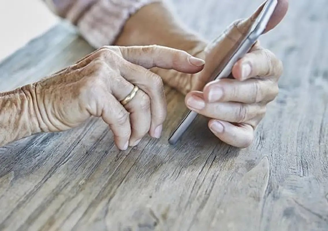 Retired man loses ₹7.44 lakh in suspected SIM-swap cyber fraud - News Karnataka