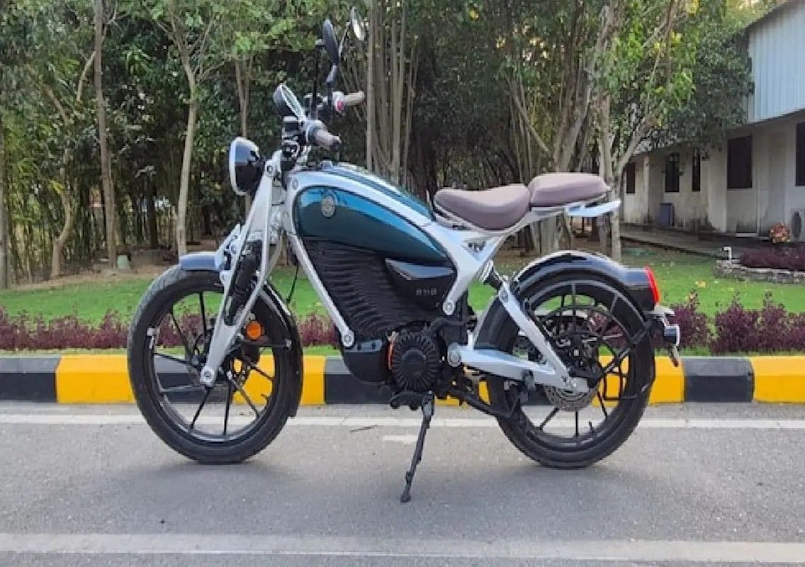 Royal Enfield begins Flying Flea C6 deliveries in Bengaluru - News Karnataka