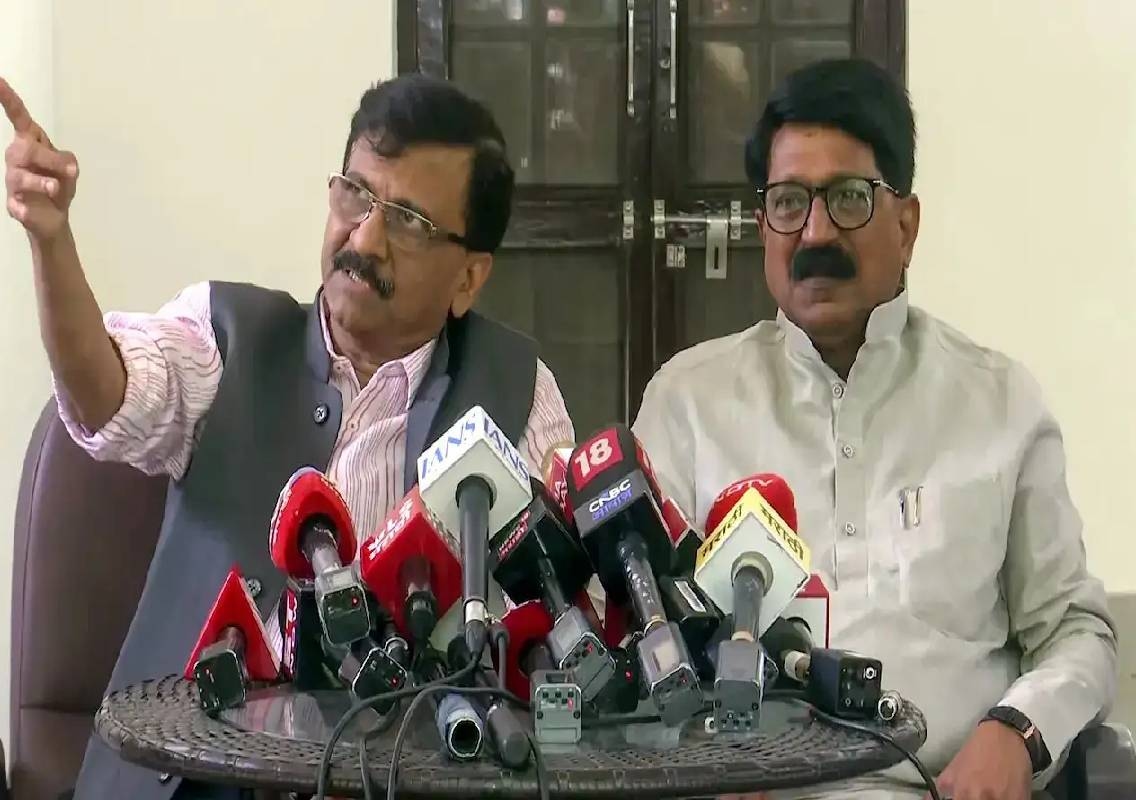 Sanjay Raut Attacks Rebel MPs Amid Defection Buzz - News Karnataka