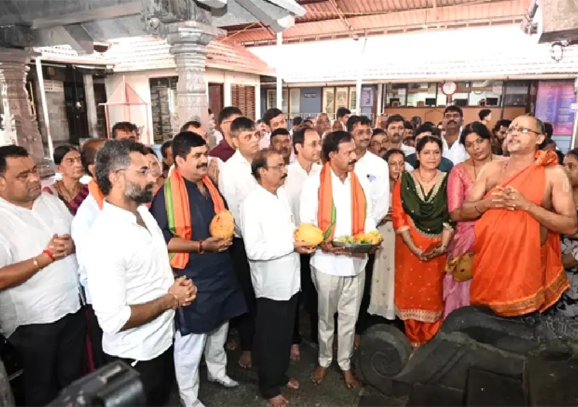 Special Ranga Pooja at Kadri Temple marks PM Modi’s 12 years in office: WATCH - News Karnataka