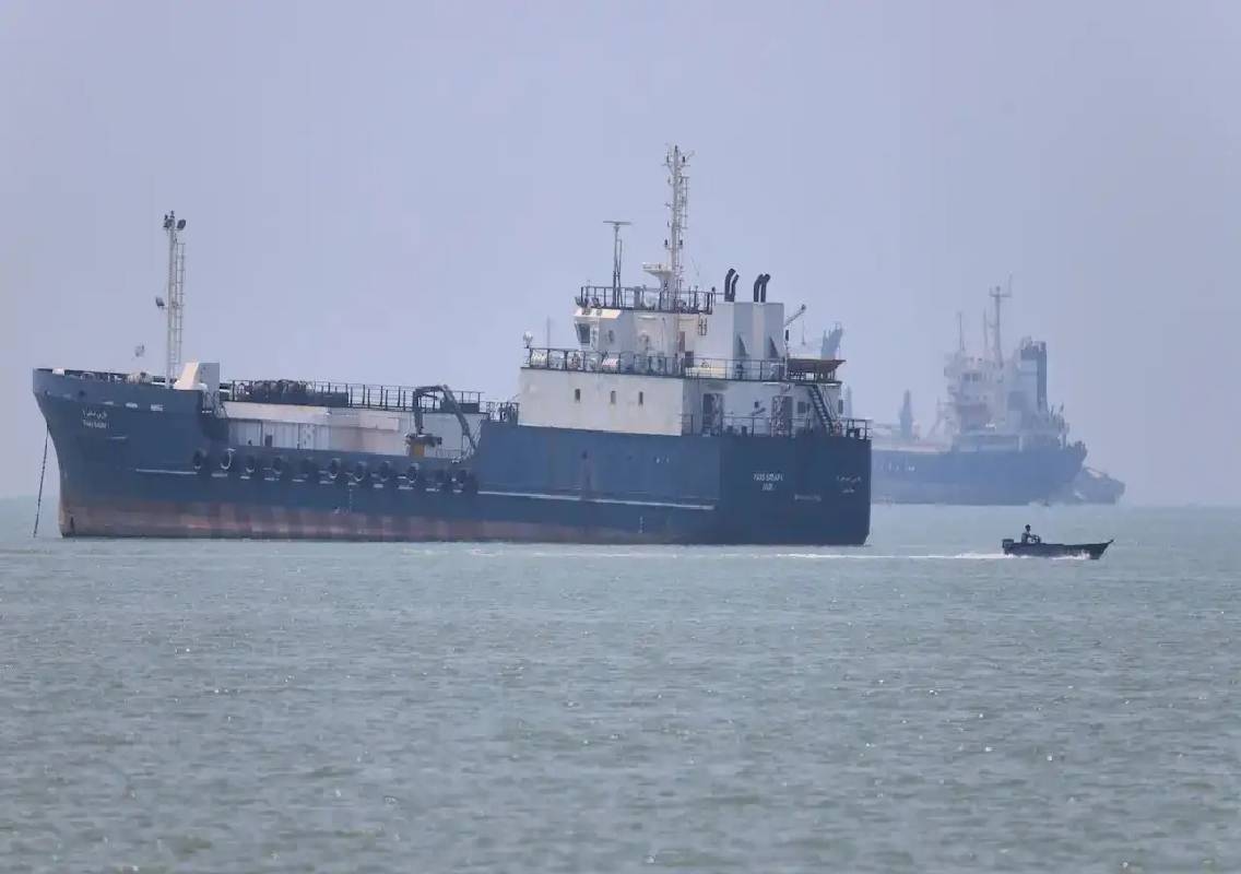 Iran claims Hormuz closure, US disputes report - News Karnataka