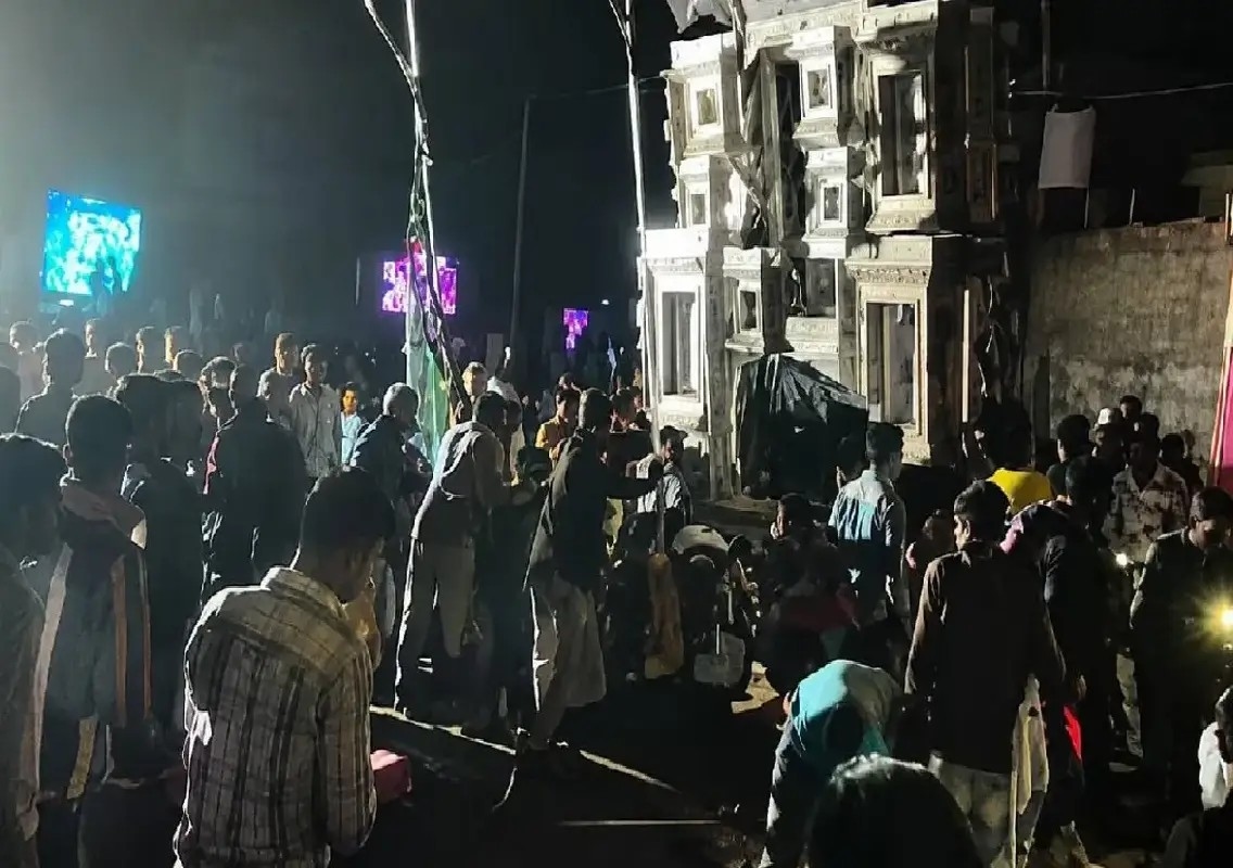 Three killed, 12 injured after Tazia procession touches power line: WATCH - News Karnataka