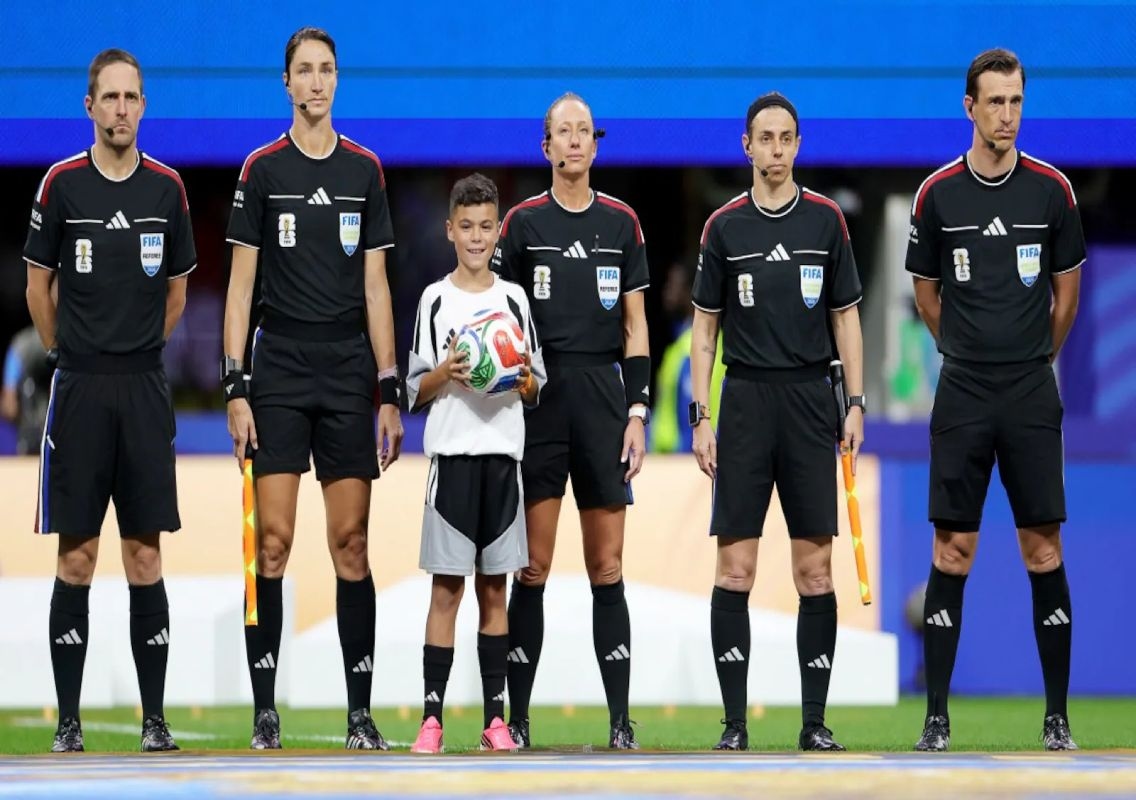 All-female referees create World Cup history in Atlanta - News Karnataka